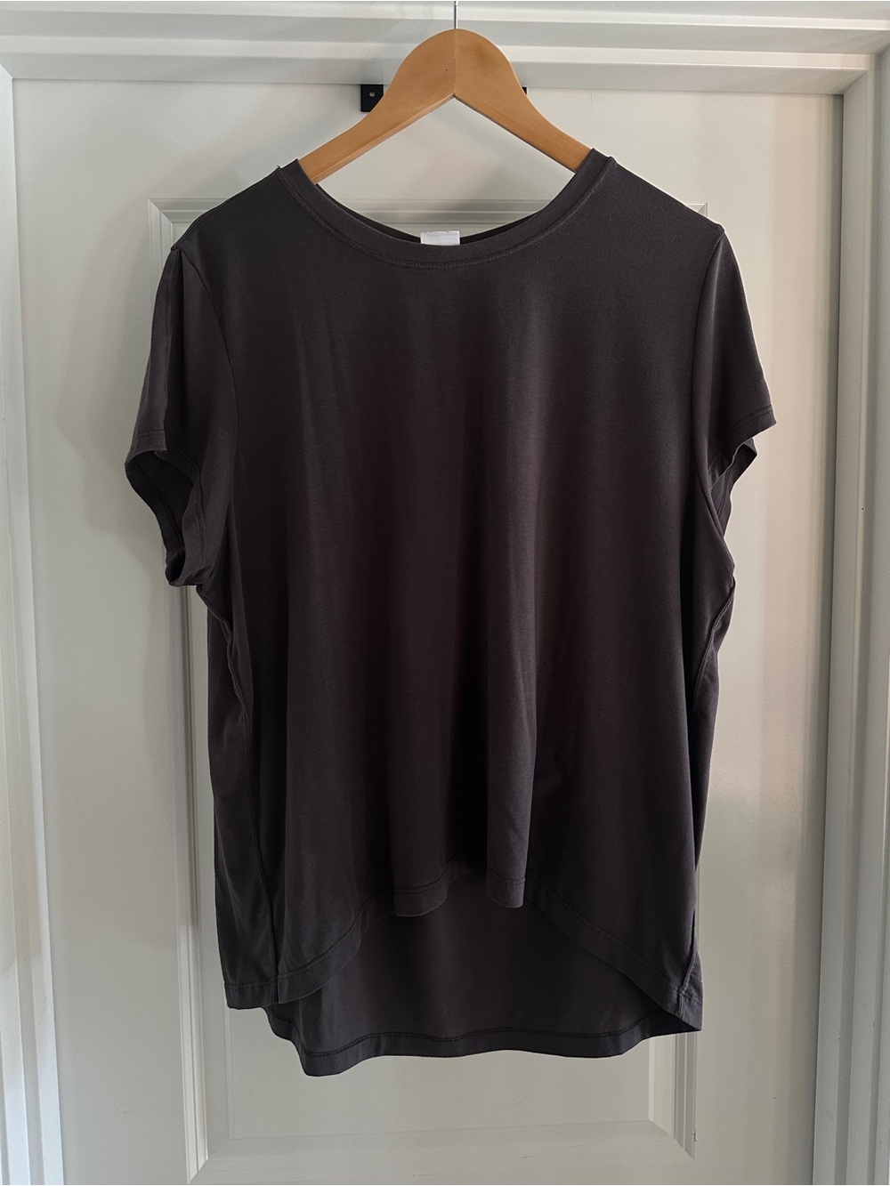 Athleta Charcoal With Ease Tee Medium